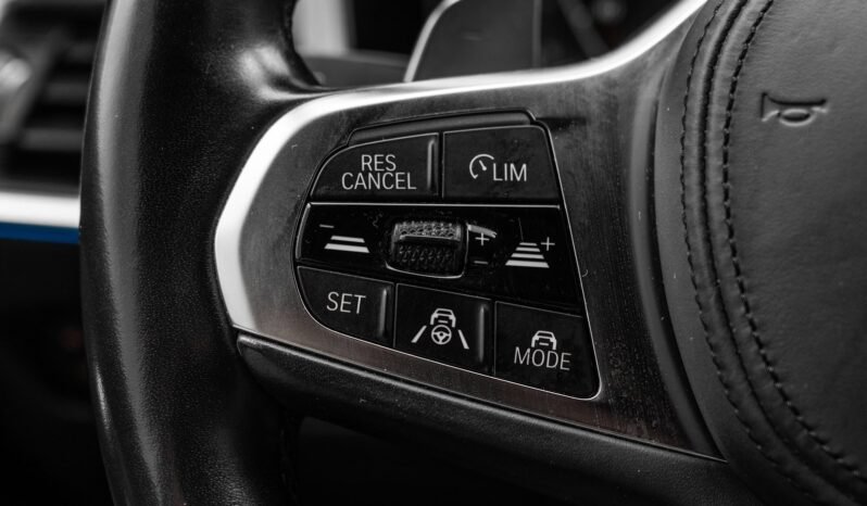 
								BMW 330e Berline xDrive M Sport – 296 ch – Hybride Rechargeable – ACC – HUD – Commande gestuelle – Cuir Vernasca – Laser – Fixation en H full									