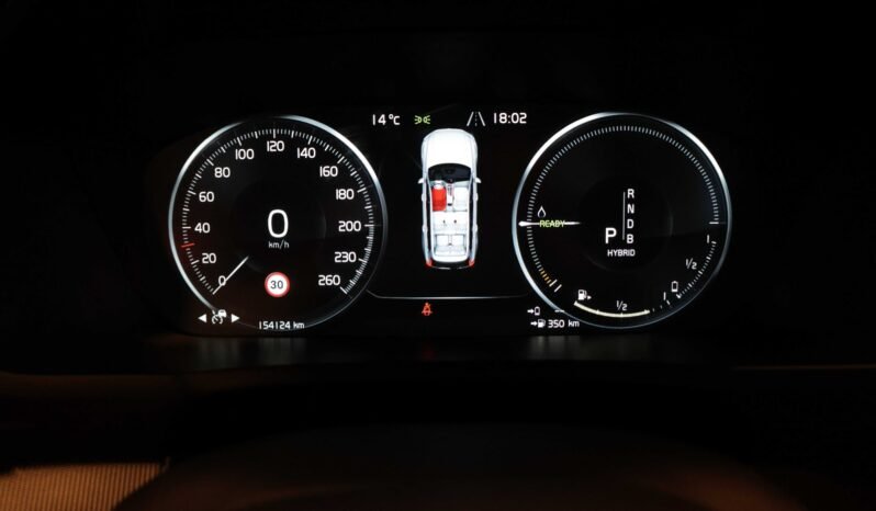
								Volvo XC90 T8 AWD Inscription | 7 Places | Cuir | Air | B&W | ACC | Pano | Crochet full									