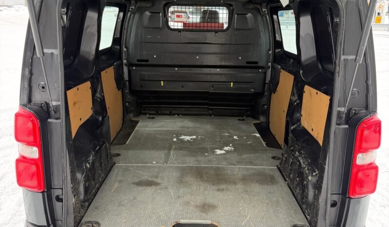 
								Toyota Proace 2.0 D-4D 177 ch automatique full									