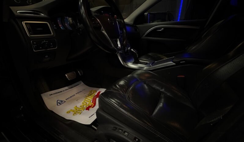 
								Volvo XC70 CUIR / AUTOMATIQUE / CONFORME AUX NORMES UE / Édition Dynamique / SERVICE / NAVIGATION full									
