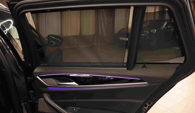 
								BMW 520d xDrive M Sport | 193 ch | HUD | ACC | Harman Kardon | Pano | Webasto full									