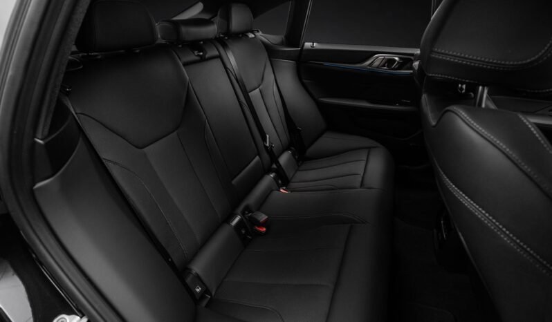 
								BMW i4 M50 xDrive Fully Charged – HUD, Harman Kardon, Cuir, Attelage, Norsk, BSI full									