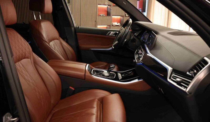 
								BMW X5 xDrive45e M Sport | Hybride Rechargeable | 399 ch | Harman Kardon | Cuir Marron | Panoramique | Coffre de toit full									