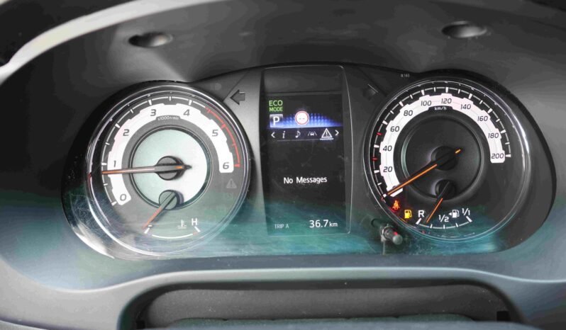 
								Toyota Hilux 2.4 D-4D 150 ch Double Cabine | Automatique | Noir | Cuir | DEFA | Feux supplémentaires | Garantie 10 ans full									