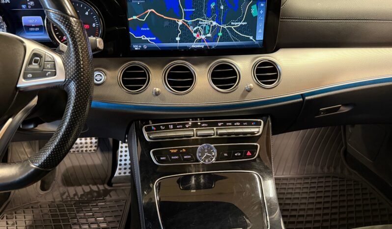 
								Mercedes-Benz Classe E E 220 d 194 ch — 2016 full									