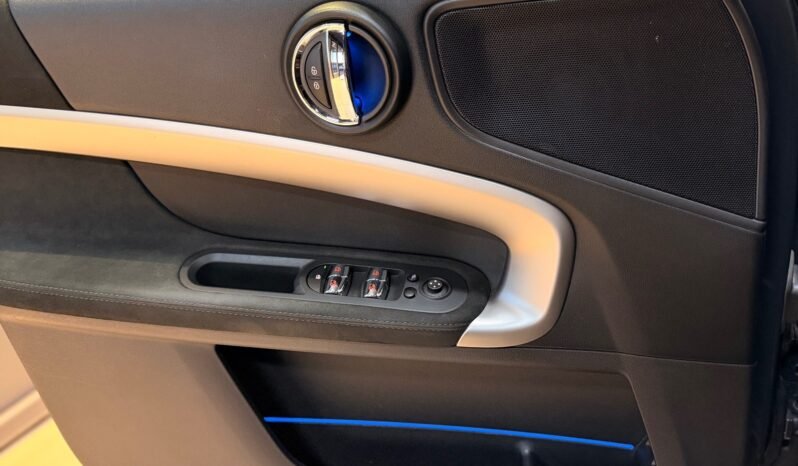 
								MINI Countryman Cooper SE ALL4 MAXIMIZE – H/K – CUIR – ACC – CAMÉRA – LED full									