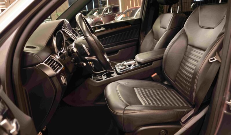 
								Mercedes-Benz GLS 350d 4MATIC AMG | 258 ch | ACC | Harman Kardon | 360° | Pano | Cuir | Crochet full									