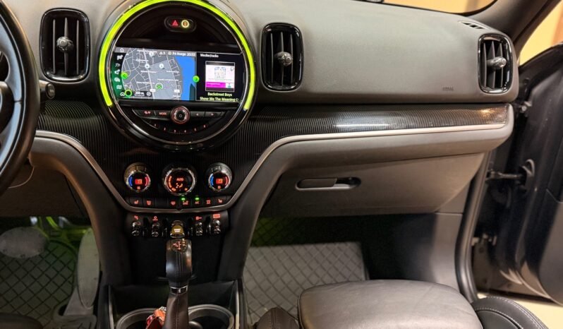 
								MINI Countryman Cooper SE ALL4 MAXIMIZE – H/K – CUIR – ACC – CAMÉRA – LED full									