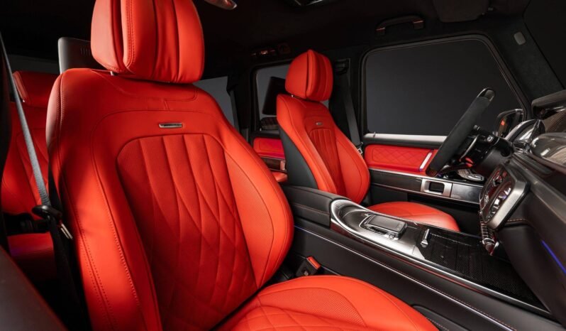 
								Mercedes-AMG G 63 605 ch | V8 Biturbo | 4MATIC | Mild-Hybrid | AMG Performance | Équipement haut de gamme full									