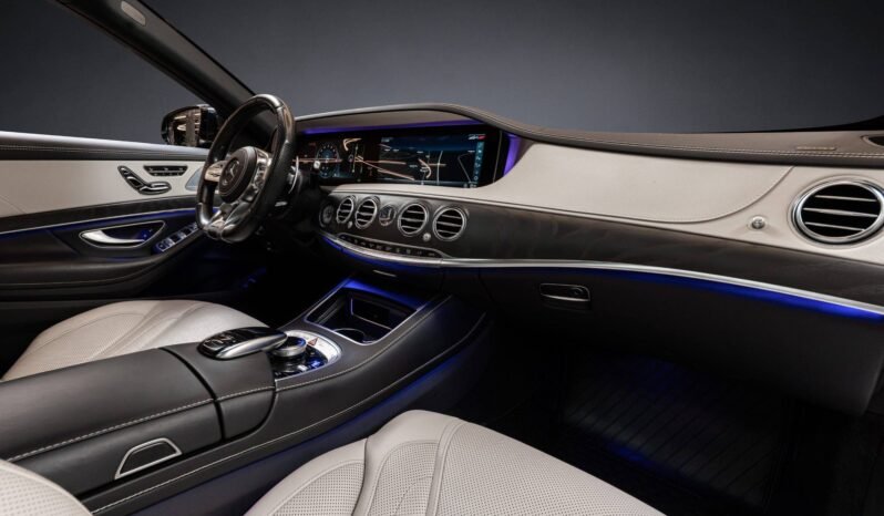 
								Mercedes-Benz S 450 4MATIC AMG | 389 ch | Burmester | Massage | Soft Close | Cuir | ACC | Caméra 360° full									