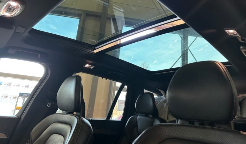 
								Volvo XC90 T8 408 ch R-Design — 2017 full									