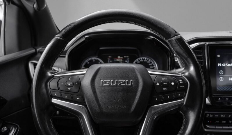 
								Isuzu D-Max 1.9 Double Cab Black Edition de 2021 full									