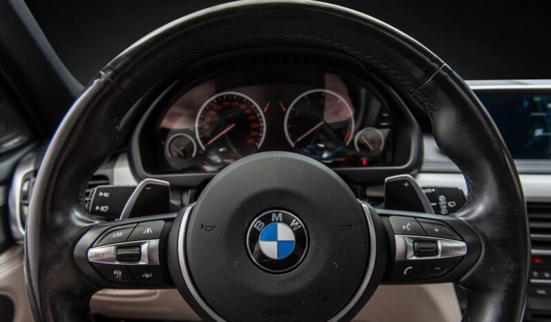 
								BMW X5 xDrive40e M-Sport — 2017 full									