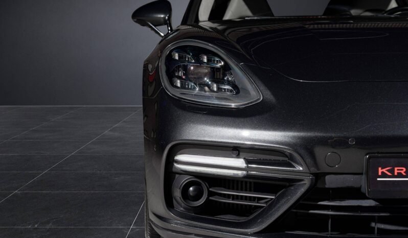 
								Porsche Panamera Turbo 550 ch | Sport Chrono | Burmester | PAW | Essieu arrière directionnel | Soft Close | Night Vision full									