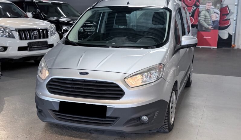 
								Ford Transit Courier 1.6 TDCi 95 ch 2015, avec boîte manuelle full									