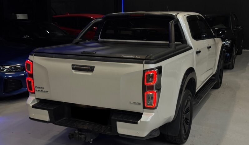 
								Isuzu D-Max Black Edition 2021 – 1.9 Diesel 163 ch – automatique full									