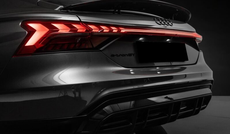 
								Audi e-tron GT quattro Pro 476 ch, 360°, ACC, B&O, HUD, Cuir, Toit panoramique, Matrix LED, Norvégien full									