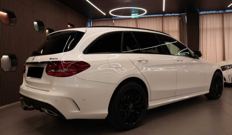 
								Mercedes-Benz C 220 d 4MATIC AMG | Burmester | Pano | Pack Nuit | Attelage | Facelift full									