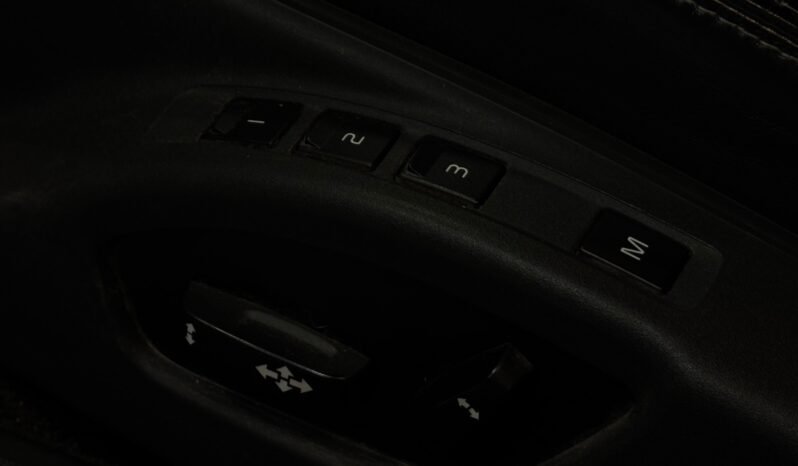 
								Volvo XC70 CUIR / AUTOMATIQUE / CONFORME AUX NORMES UE / Édition Dynamique / SERVICE / NAVIGATION full									