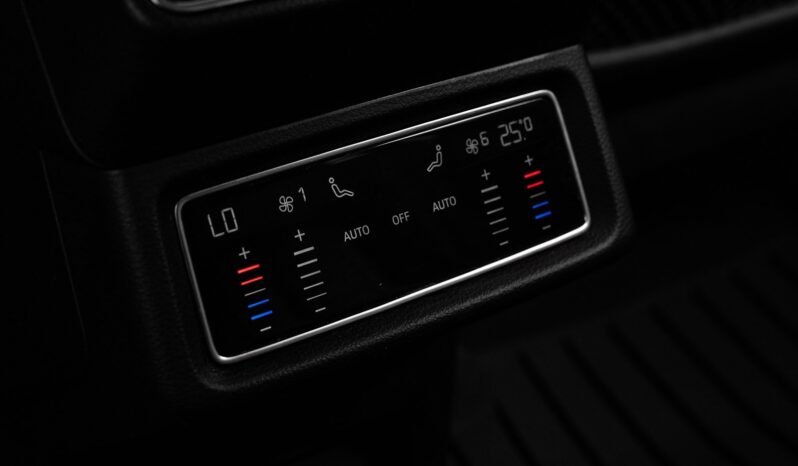
								Audi e-tron 55 quattro Black Optics – ACC, Caméra, Cuir, Climatisation, Norvégien, Attelage full									
