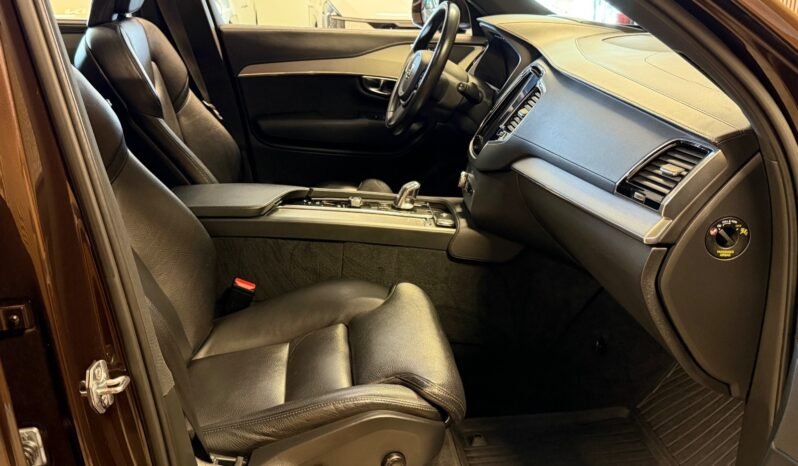 
								Volvo XC90 T8 Inscription AWD | 462 ch | Cuir | Panoramique | Air | Crochet full									