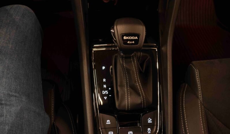 
								Škoda Kodiaq Sportline 2.0 TDI 200 ch 4×4 DSG | 7 Places | ACC | Crochet | Mémoire | KESSY | Webasto full									