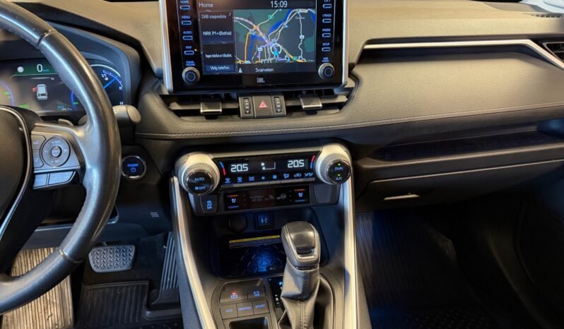 
								Toyota RAV4 Hybrid | Cuir | Navigation | Toit panoramique | Caméra 360° | Sièges ventilés full									