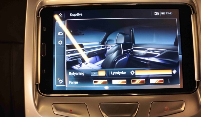 
								BMW 740Le xDrive 371 ch | HUD | ACC | Soft Close | Panoramique | Massage | Harman Kardon | Night Vision full									