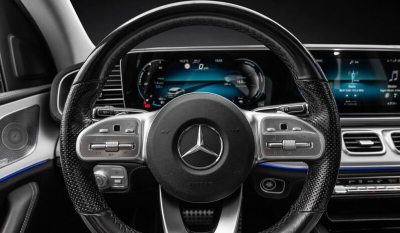 
								Mercedes-Benz GLE 350 de 4MATIC AMG Line / 2x AMG / Affichage tête haute / Premium+ / Burmester / Toit panoramique / Night Package / Hybride rechargeable / Norvégien full									