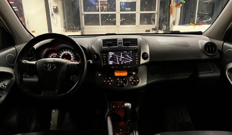 
								oyota RAV4 2.2 D-4D 150 ch – 4×4 – AUTOMATIQUE – CAMÉRA ARRIÈRE – GRIS – UE 11/2027 full									