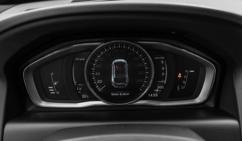 
								Volvo XC60 D5 215 ch Polestar R-Design – Régulateur de vitesse adaptatif – Navigation – Cuir – Harman Kardon – Toit panoramique – HFes full									