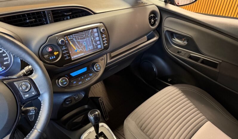 
								Toyota Yaris Hybrid 2017 — fiche vérifiée full									