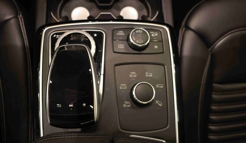 
								Mercedes-Benz GLS 350d 4MATIC AMG | 258 ch | ACC | Harman Kardon | 360° | Pano | Cuir | Crochet full									