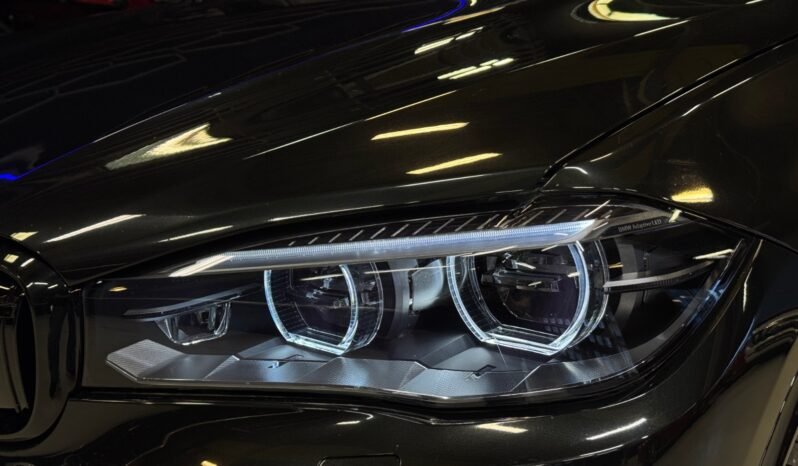 
								BMW X5 xDrive40e/ M-SPORT/ H&K/ NAVI/ HUD/ PANO/ NUIT/ SOFT full									