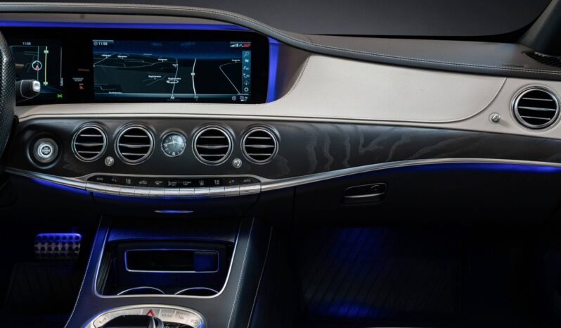 
								Mercedes-Benz S 450 4MATIC AMG | 389 ch | Burmester | Massage | Soft Close | Cuir | ACC | Caméra 360° full									