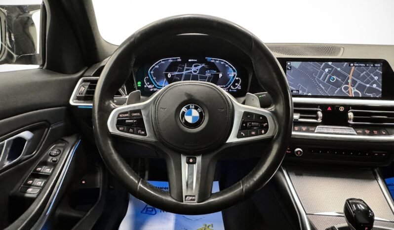 
								BMW 330e 330e/ M-SPORT/ NAVI/ PDC/ FOSSE À COQ VIVANT/ AMBIANT/ full									
