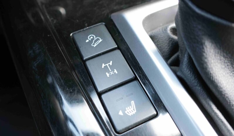 
								ISUZU D-MAX AT35 4×4 — 163 CH full									