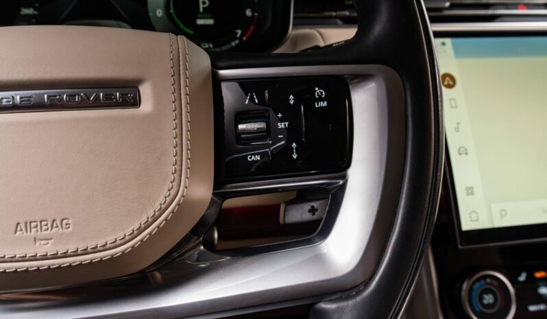 
								Land Rover Range Rover P440e SE AWD | 440 ch | PHEV | 360° | Meridian | Panoramique | ACC full									