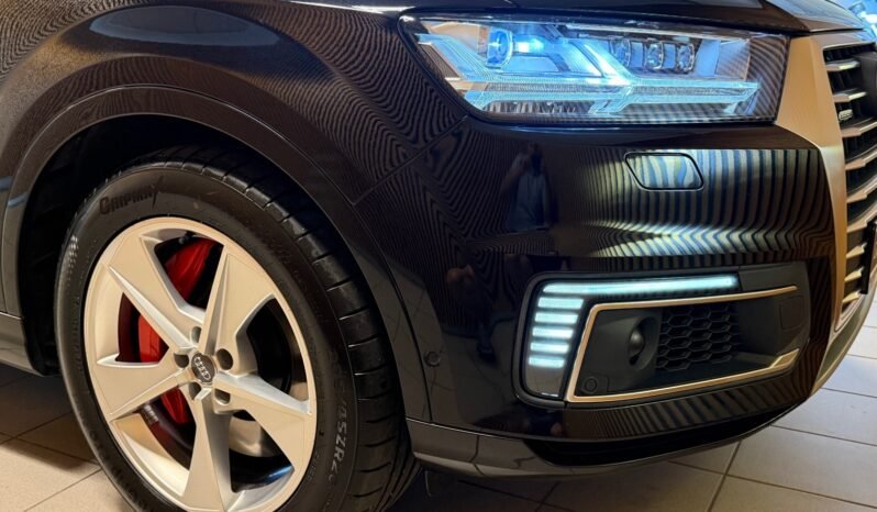 
								Audi Q7 3.0 TDI e-tron quattro | 373/386 ch | Matrix LED | Cuir | Bose | Navigation | Soft Close | Attelage full									