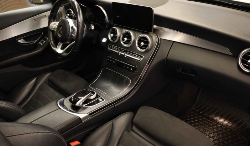 
								Mercedes-Benz C 220 d 4MATIC AMG | Burmester | Pano | Pack Nuit | Attelage | Facelift full									
