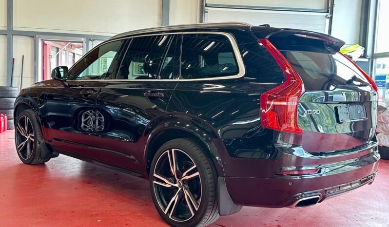
								Volvo XC90 T8 408 ch R-Design — 2017 full									