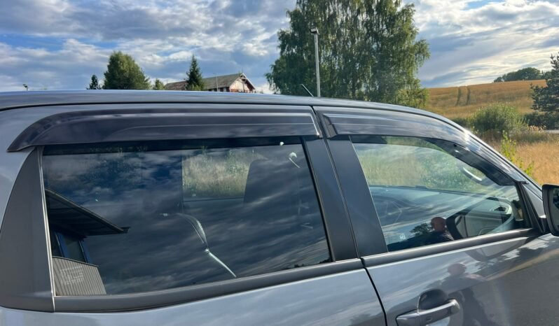 
								Isuzu D-Max 1.9 Double Cab Black Edition 163 ch Automatique 4×4 full									