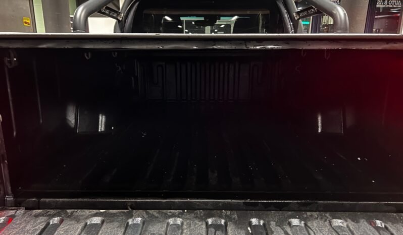 
								Toyota Hilux 2.8D – 204 ch – 4WD – Arctic Trucks – Barre LED 1000 m full									
