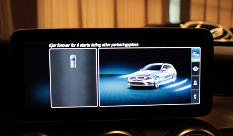 
								Mercedes-Benz C 220 d 4MATIC AMG | Burmester | Pano | Pack Nuit | Attelage | Facelift full									