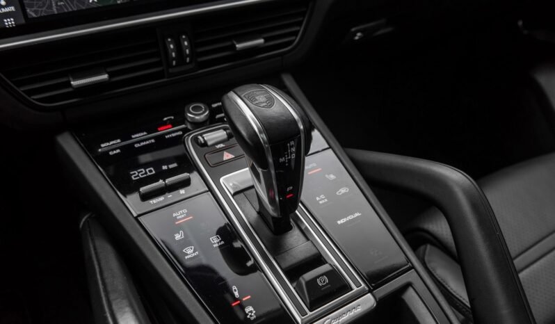 
								Porsche Cayenne Coupé E-Hybrid SportDesign – 360°, HUD, ACC, 18 voies, Panoramique, PPF, TechArt full									
