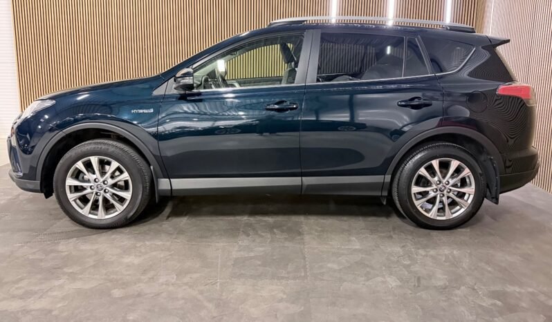 
								Toyota RAV4 Hybrid 4×4 de 2016 en finition Executive full									