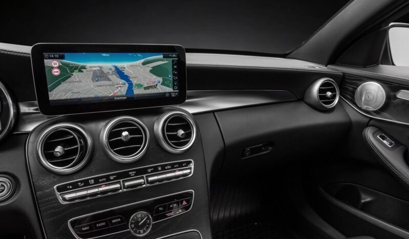 
								Mercedes-Benz C 300 2x AMG, 360°, Distronic, Burmester, Cuir, Toit panoramique, Pack Nuit full									