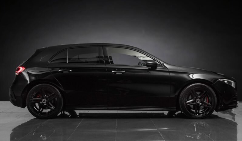 
								Mercedes-Benz A 220 190 ch 4MATIC 2x AMG – Widescreen, Distronic, Pack Nuit, 1 Propriétaire full									