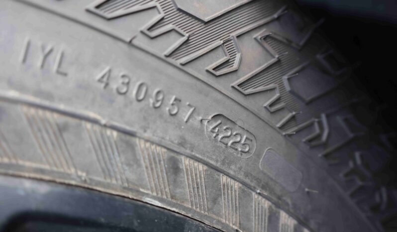 
								ISUZU D-MAX AT35 4×4 — 163 CH full									