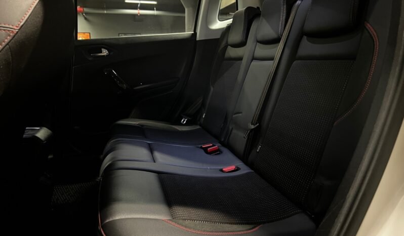 
								Peugeot 2008 GT-Line – Automatique – 110 ch – Panoramique – Nouvelle Version UE full									